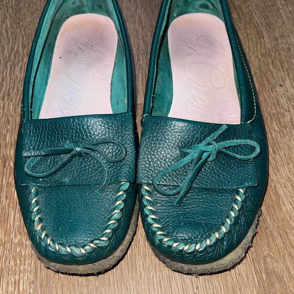 J.Crew amend green unlined leather moccasin slip-on loafers. 7